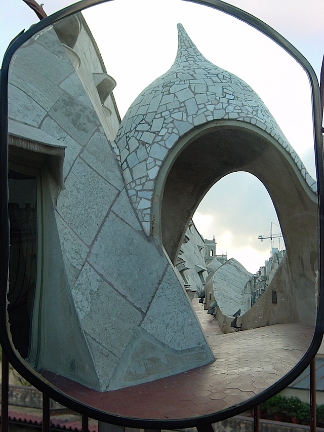 Casa Milà - Antoni Gaudi